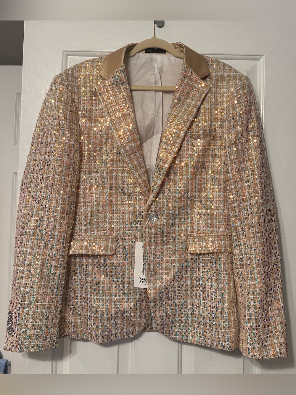 Kowaun Keenly Sequin Blazer and pants in Champagne. NWT